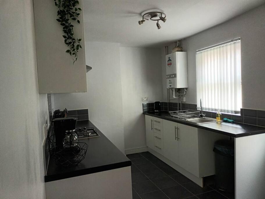 Antonio Str Liverpool 6 Beds Luaran gambar