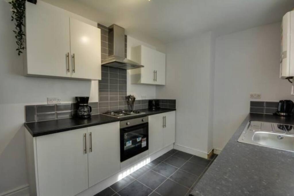 Antonio Str Liverpool 6 Beds Luaran gambar