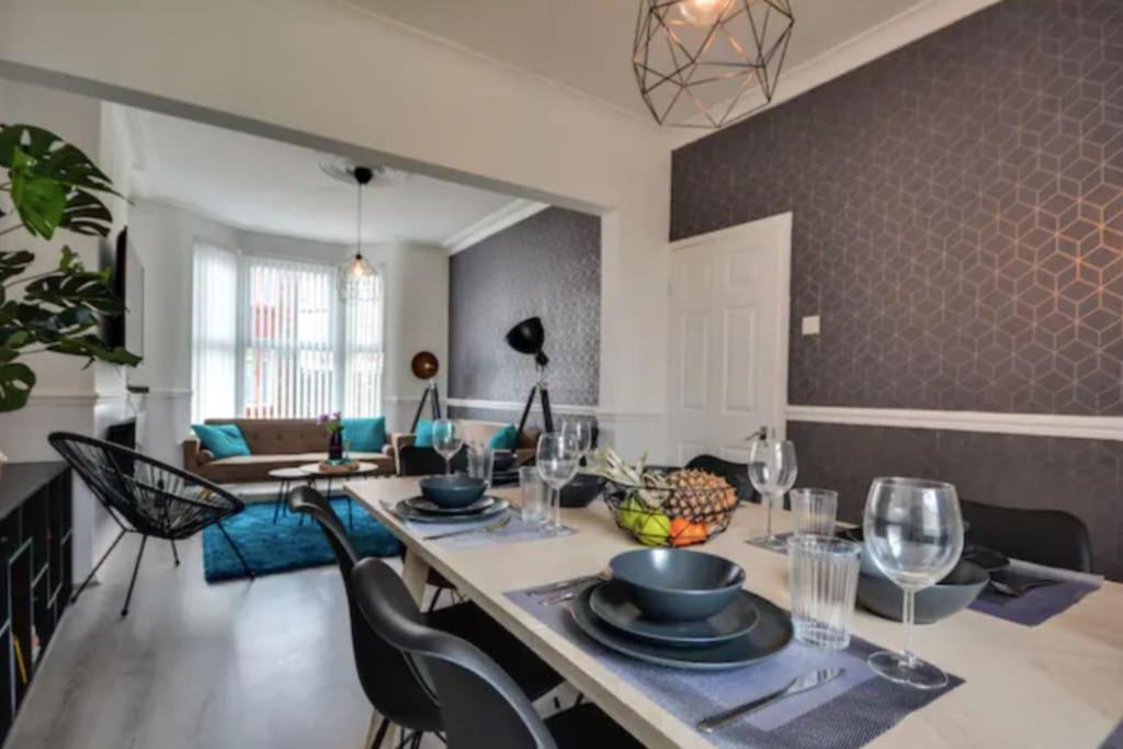 Antonio Str Liverpool 6 Beds Luaran gambar